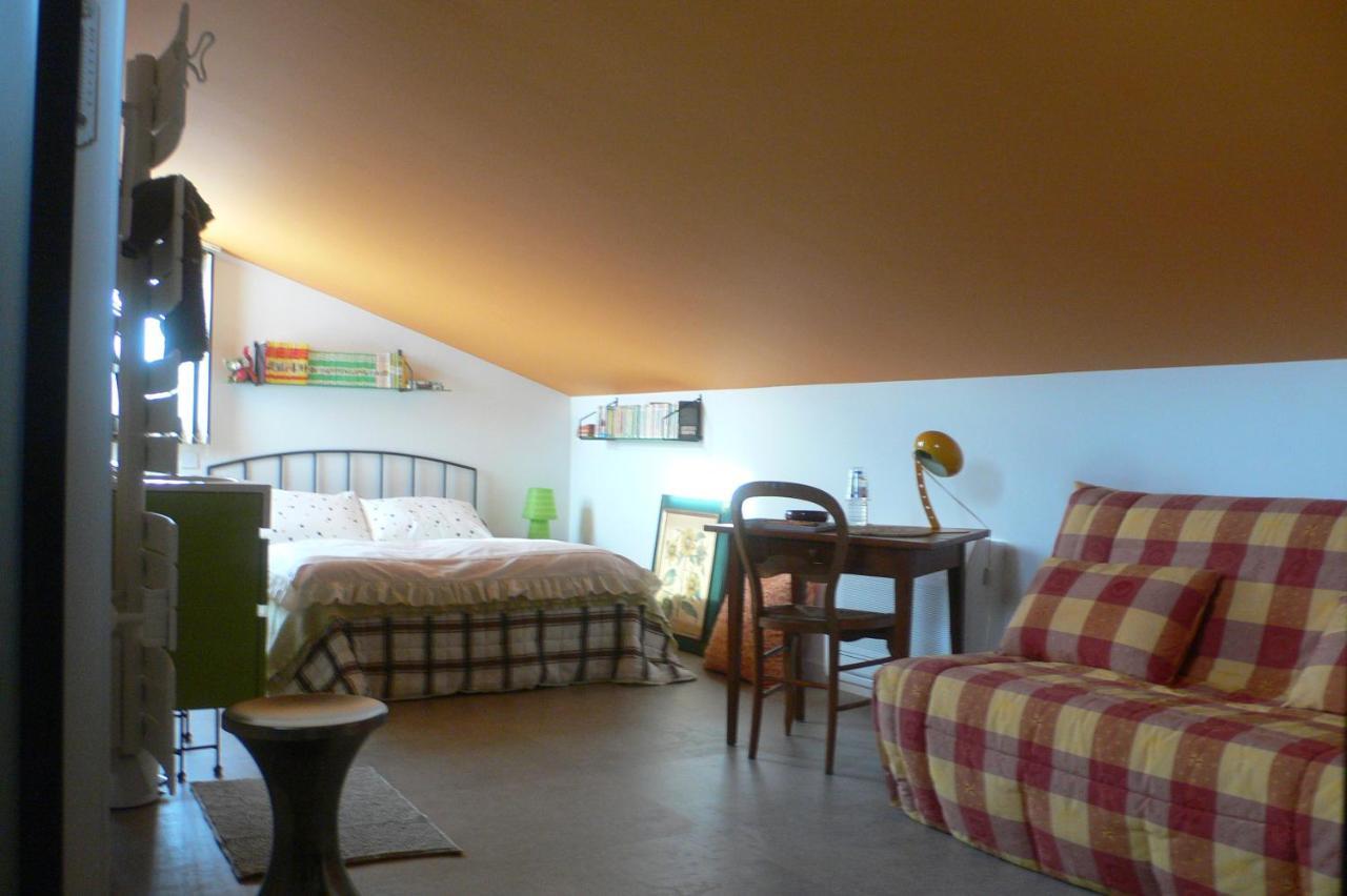 Les Kiwis Hotel Saint-Yrieix-sur-Charente Eksteriør billede